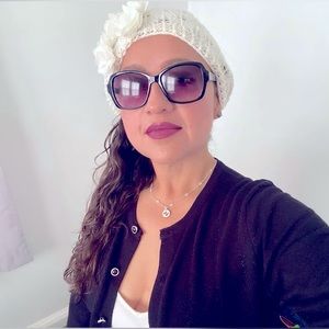 Meet your Posher, Reyna